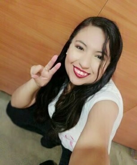 angelb n pretty star pictures