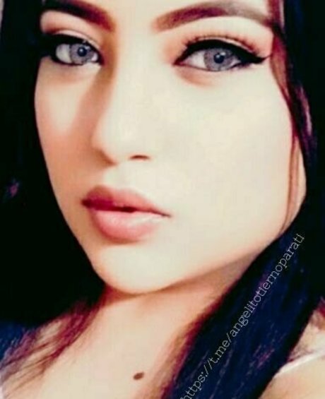 angelb n beautiful model pics