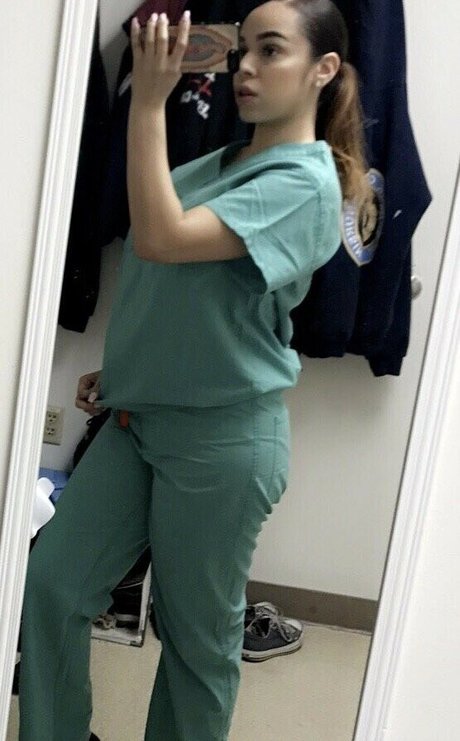 Yassdinero star high quality pictures