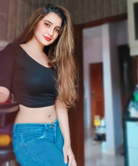 Aniza Hazel pretty star gallery