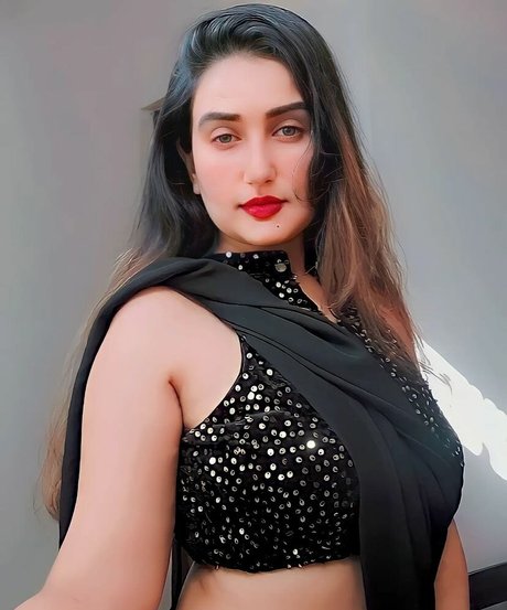 Aniza Hazel erotic pornstar galleries