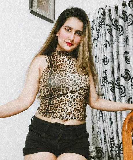 Aniza Hazel model adult gallery