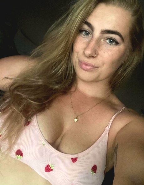 Blondinbelka model porn pic