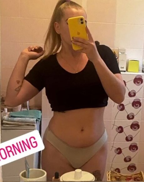 Blondinbelka model sex photos