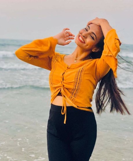 Umme Zamilatun Naima erotic actress gallery