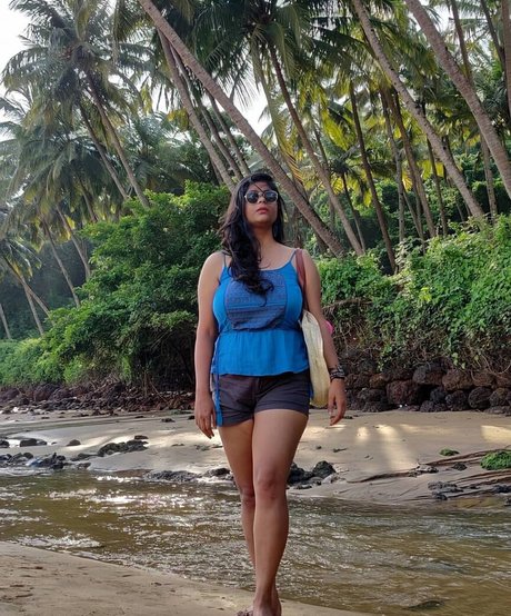 Tassels and Trails top actress photo