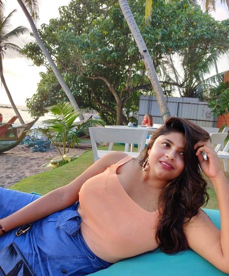 Tassels and Trails model xxx pics