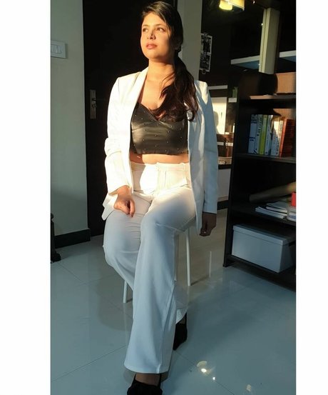 Tassels and Trails pornstar erotic galleries