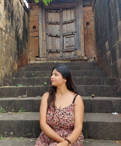 Tassels and Trails perfect actress images