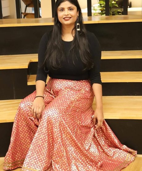 Tassels and Trails naked actress pic