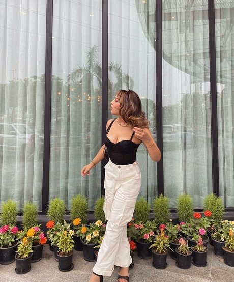 tvishagulatii pornographic actress pics