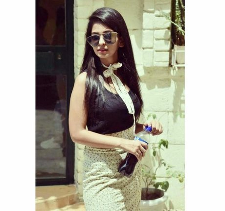 Anjali Gupta hd pornstar img