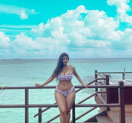 Pratika Sood star top pictures