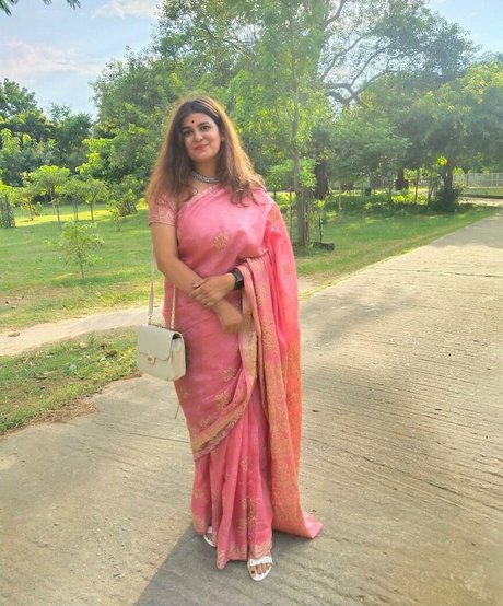 tejaswi pandeyy star pretty photos