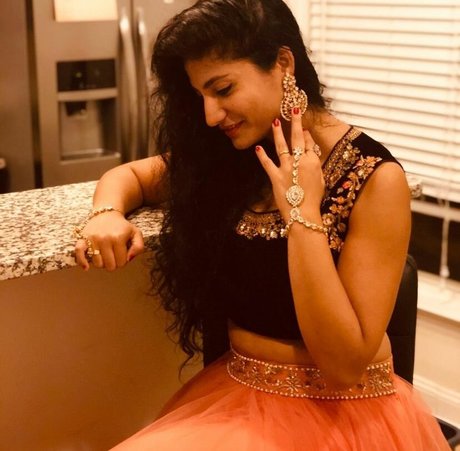 Komal Bhagat pretty star galleries