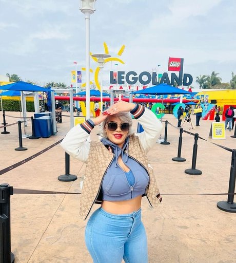 Myra La Chula pornstar top img