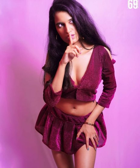 ebony lesbian onlyfans nice pictures