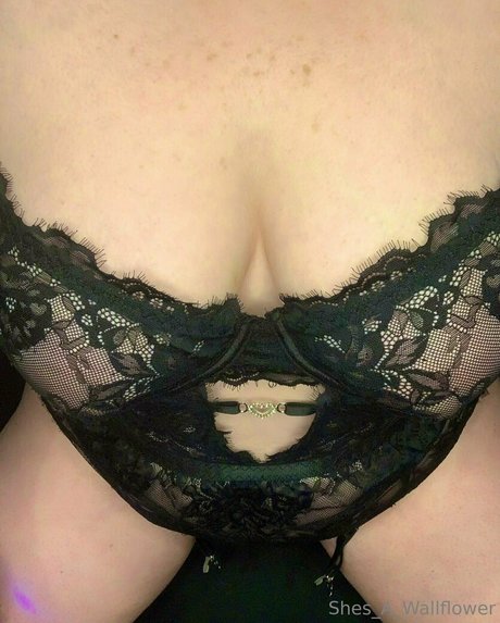 shes a wallflower model naked pic