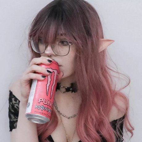 Porcelain Ghoul Profile pic