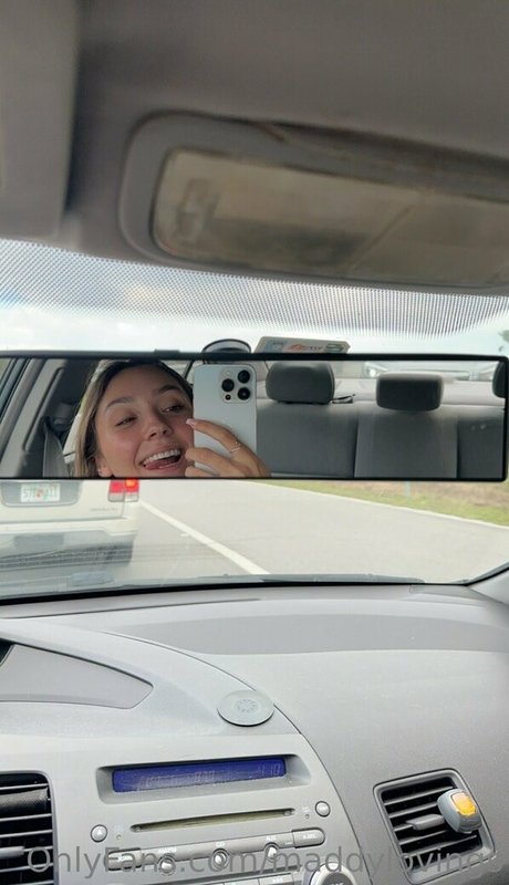 maddylovings nice model img