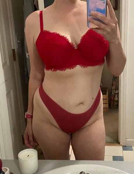 sapioslut star hot images