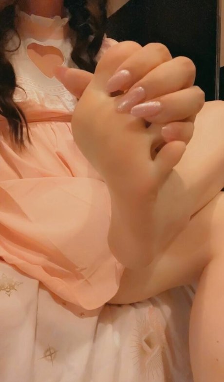 awwarabella free actress galleries