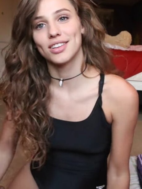 Brooke Bush star free picture