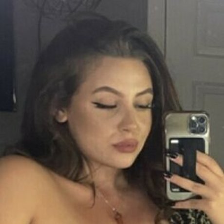 Juiciest Jade xxx pornstar gallery