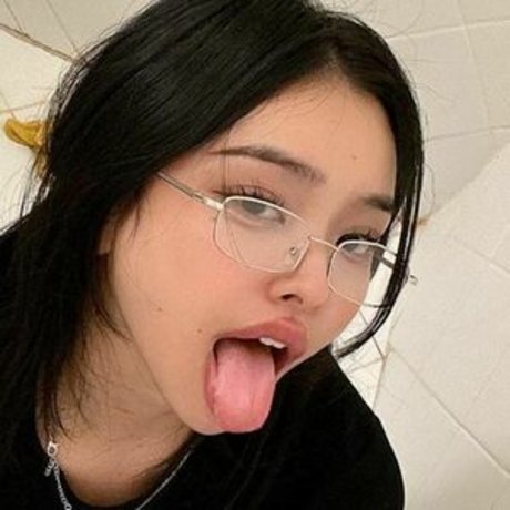 Plushydani model porn gallery