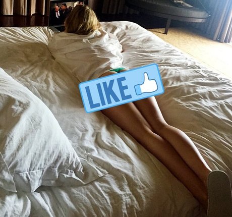 Lindsay DeFranco nude star images