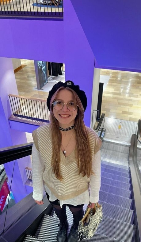 abby roseee nude actress img