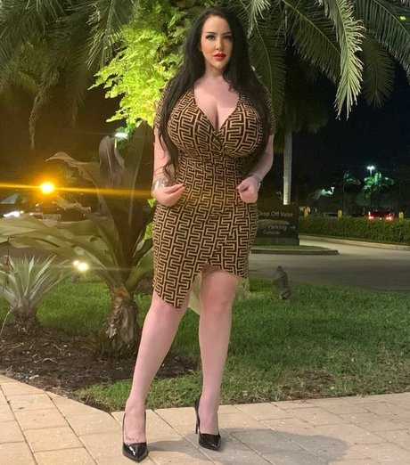 Kristine J erotic pornstar image