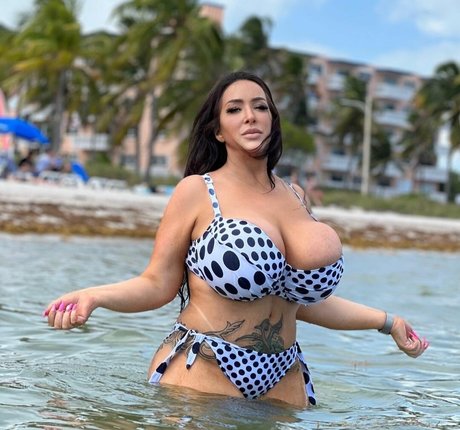 Kristine J pornstar hot picture