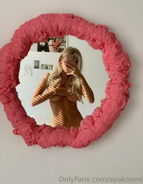 Ayakaomi top actress pictures