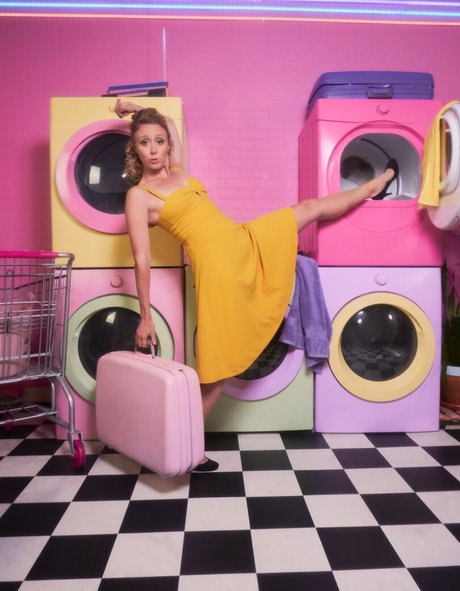 Amy Vorpahl model nude picture