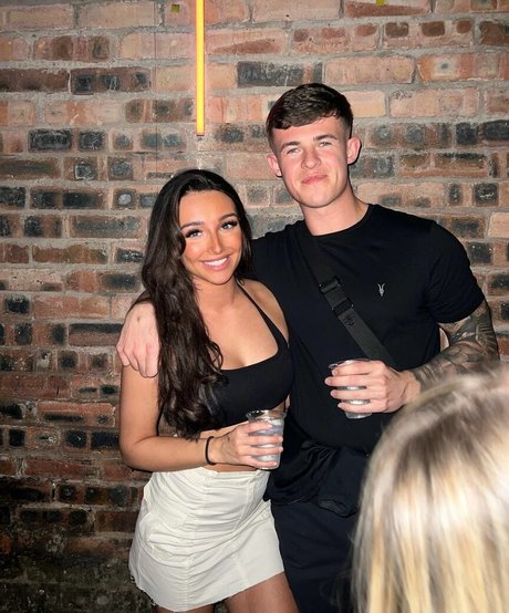 ass spread onlyfans pornographic galleries