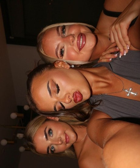 Isabella Evans nude pornstar image