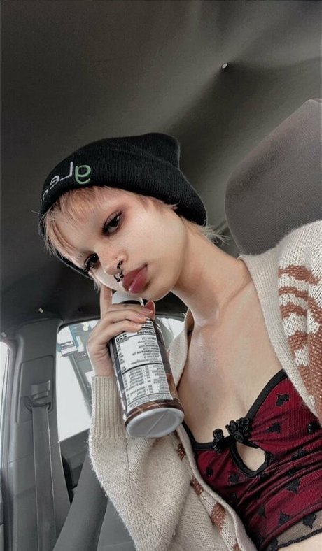 salemsuxxx porn actress photo