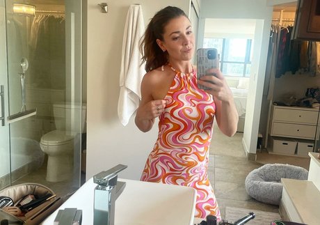 Gina Louise Phillips model high quality photos