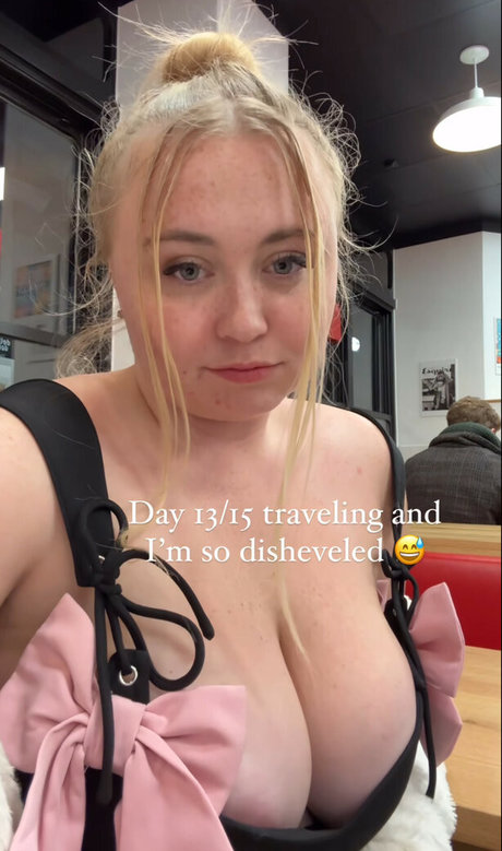 Niki Peacock nudes star image