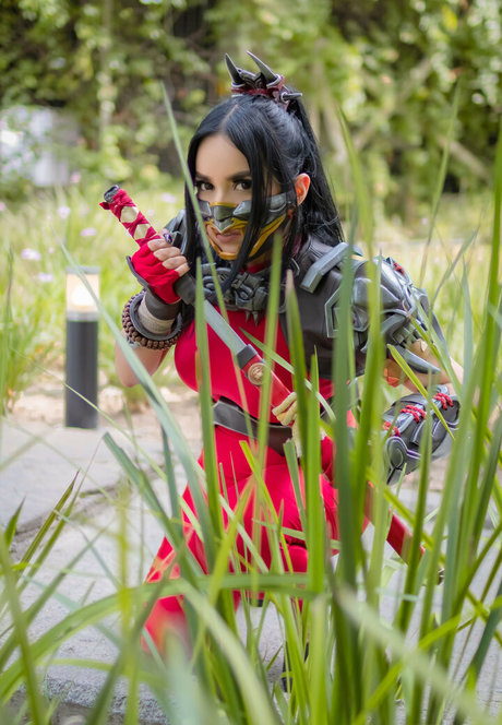 KarenG Cosplay hd actress photos