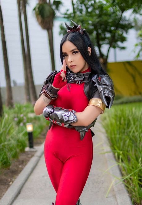 KarenG Cosplay sex actress pics