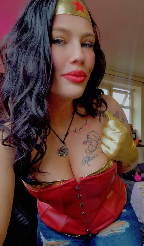 MissBabyDoll89x erotic star galleries