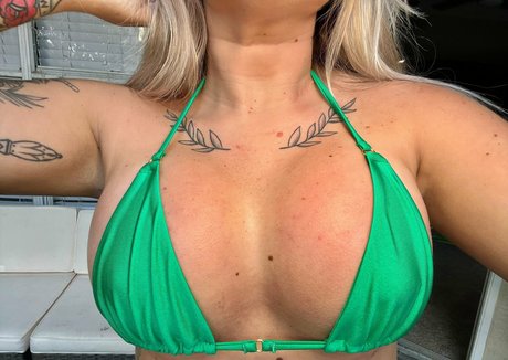 Autumn Rae naked star photos