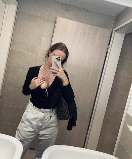 anabeiie karel free star pictures