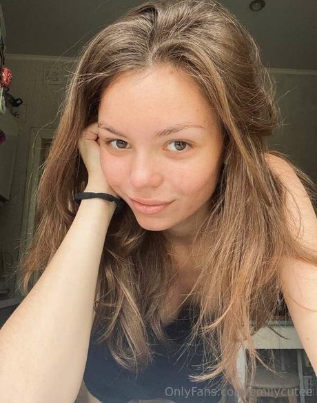 emilycutee hot pornstar images