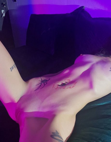 Ellexxaurus pornstar adult archive