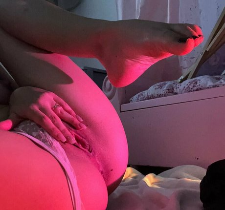 amritnicole_ model nude archive