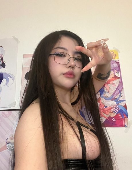 daph vt pretty actress pic