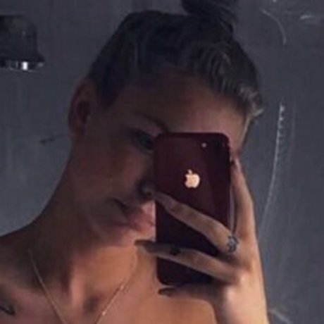 Jazmin Kerins model naked pic